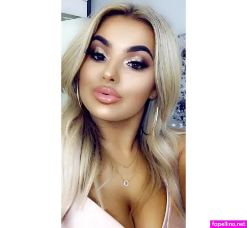 Mollymullanx OnlyFans Thumbnail #87CpIxLeFe
