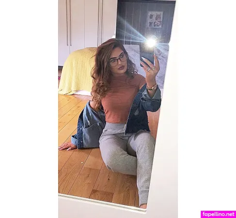 Mollymullanx OnlyFans Thumbnail #YR80fXmKIS