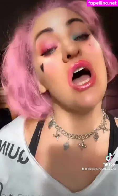 Mollyperkoset OnlyFans Thumbnail #ev1GSskFbP