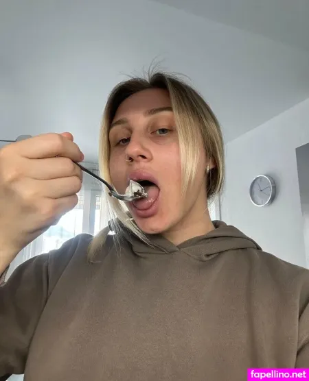 Mollypillows OnlyFans Thumbnail #mUAYJlDj47