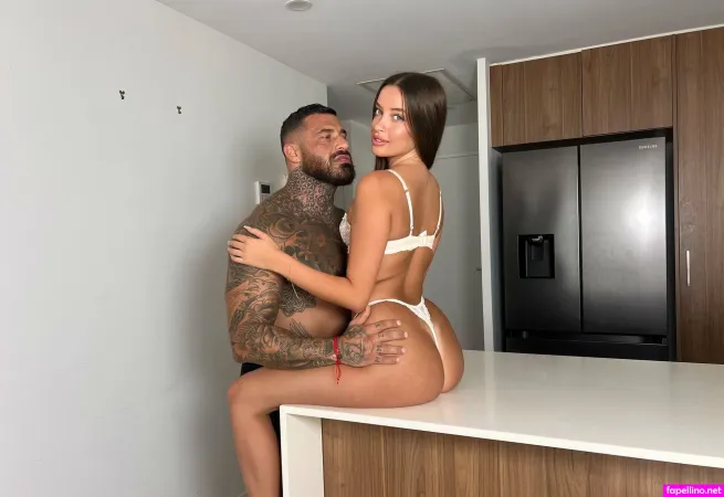 Mollyriver Main Profile Photo