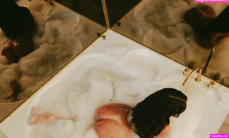 Mollyriver OnlyFans Thumbnail #zjhdpppdo7