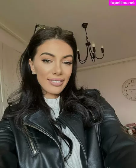 Mollyrossee OnlyFans Thumbnail #Tw1mbHqKqw