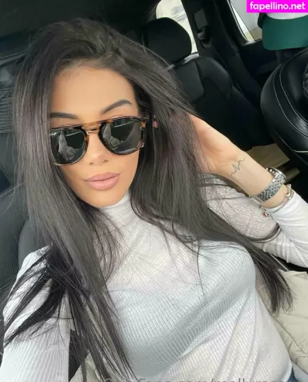 Mollyrossee OnlyFans Thumbnail #l71V5MDiDZ