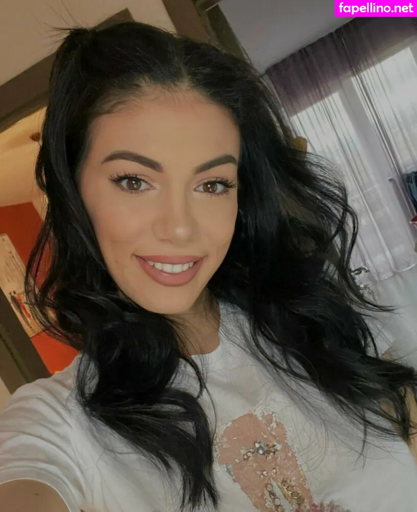 mollyrossee Nude Leaked OnlyFans Photo #ufcOOQoh9W