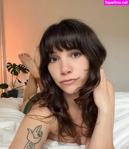 Mollysbloomers88 OnlyFans Thumbnail #MgfJOCjJA1