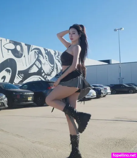 Mollyshen OnlyFans Thumbnail #xX1luWYHa2