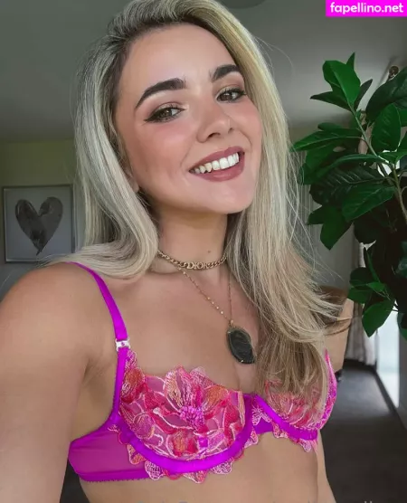 Mollyspoilme OnlyFans Thumbnail #d7zP4C9Zdw