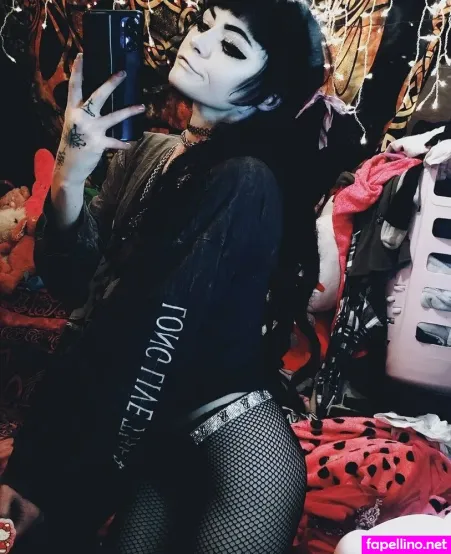 Mollysrotten OnlyFans Thumbnail #IA4ufIkeql