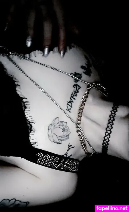 Mollysrotten OnlyFans Thumbnail #U8SNZQVxBG