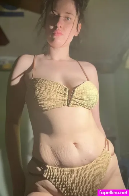 Mollyv96 OnlyFans Thumbnail #ERUEfFKBeB