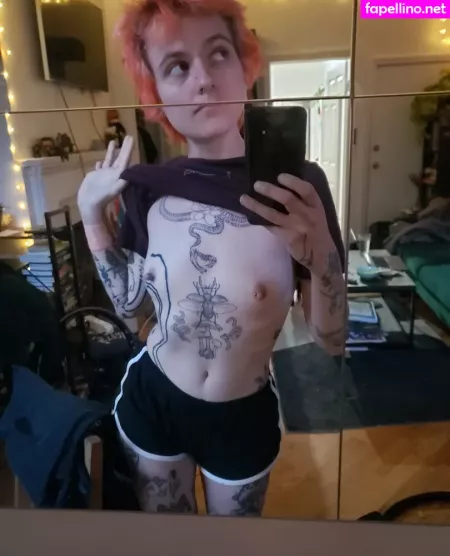 Molotovcocktease OnlyFans Thumbnail #9ELO9HMp85