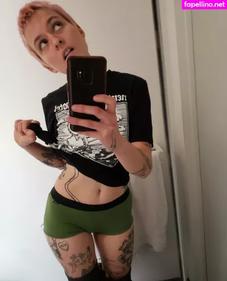 Molotovcocktease OnlyFans Thumbnail #HI4PWRRM2F