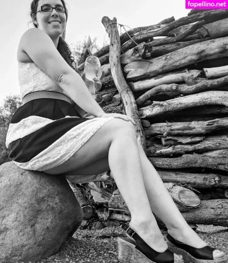 Mom Next Door OnlyFans Thumbnail #eBYnQjvC4p
