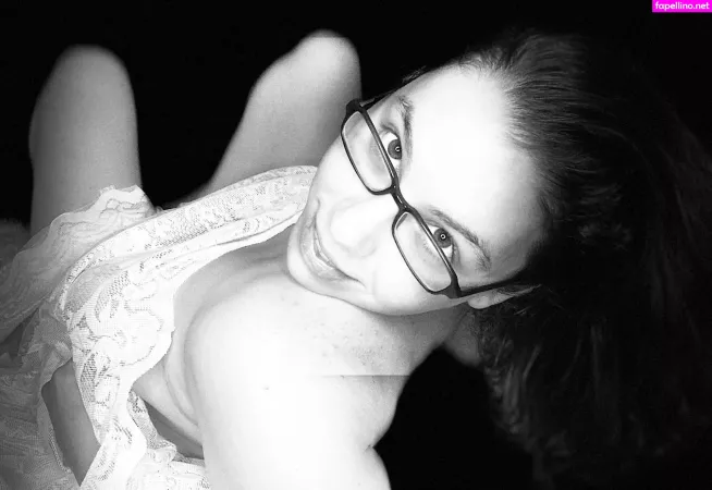 Mom Next Door OnlyFans Thumbnail #iV9AsVWPZQ