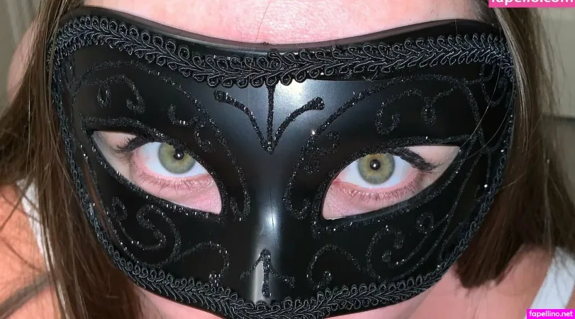 Mom Nextdoor90 OnlyFans Thumbnail #rxe6T90CYS