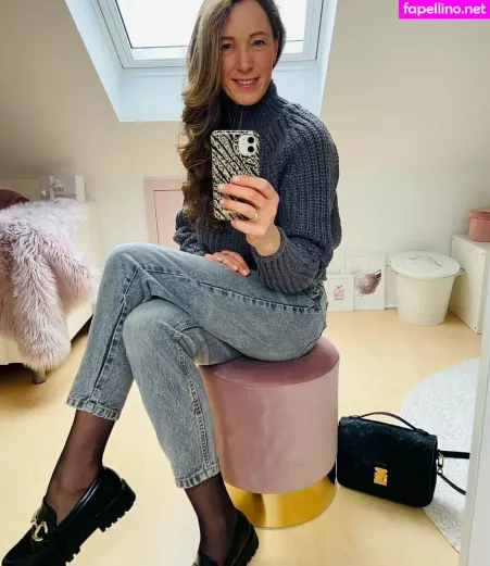 Mom74fashion OnlyFans Thumbnail #6vg9NGIMAA