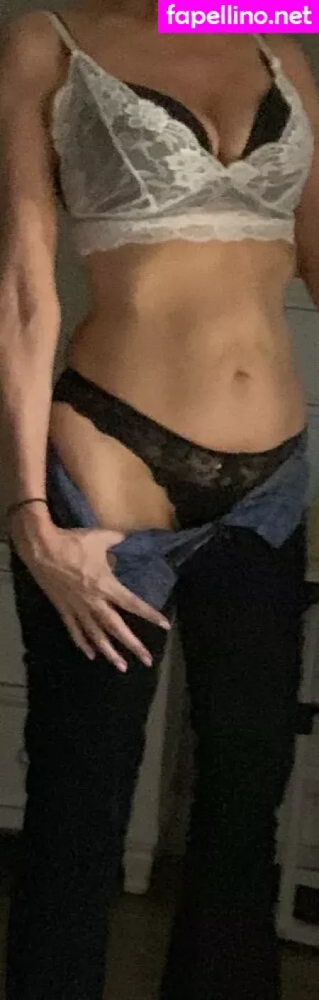 Momanddaughter OnlyFans Thumbnail #xhetdtuPSP
