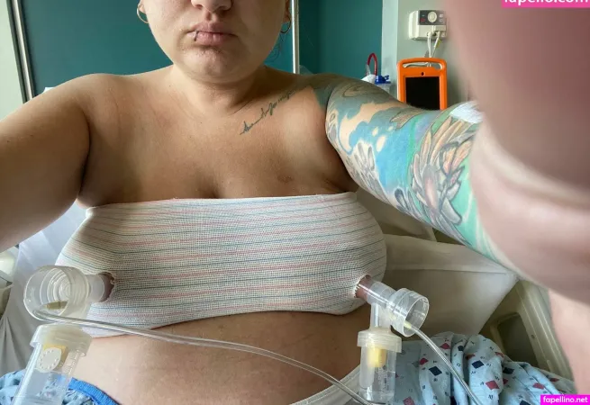 Momboobs OnlyFans Thumbnail #hMGHJUYgfM