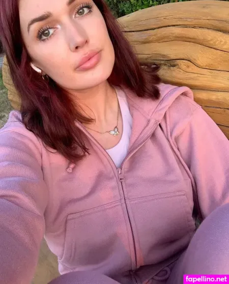 Momfinland OnlyFans Thumbnail #h45SHhjS10