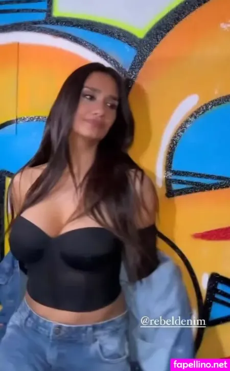 Momi Giardina OnlyFans Thumbnail #he8NOZpn31