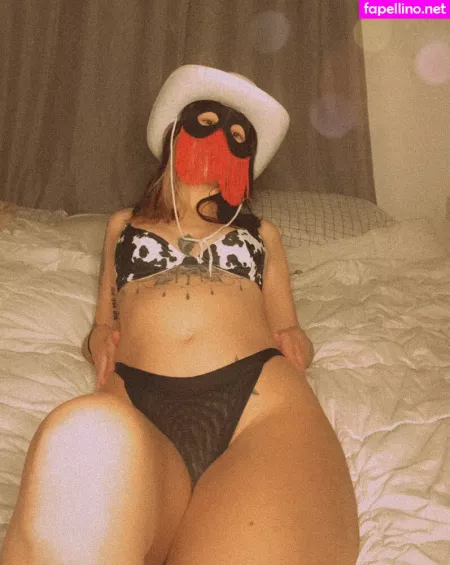 Momjeans X OnlyFans Thumbnail #2alDTKOWLr