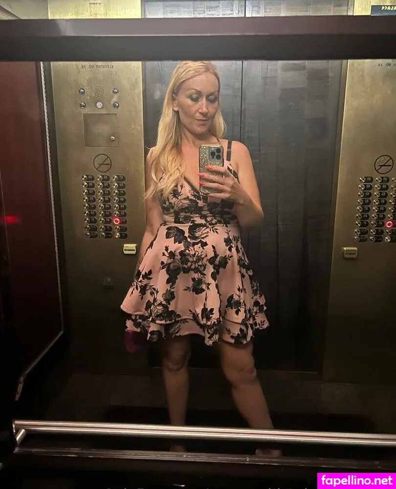 mommablondebombshell, mommabombshelltv Nude Leaked OnlyFans Photo #P7MkF4SxI8