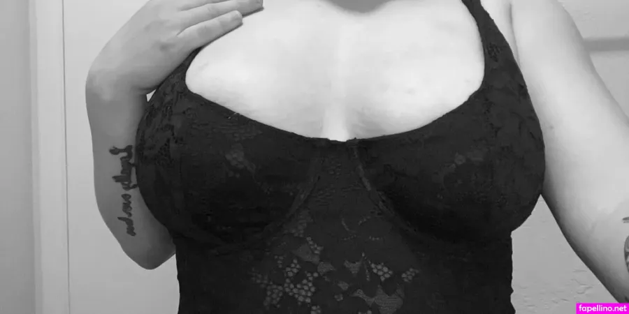 Mommakk33 OnlyFans Thumbnail #Rbpd2uNotQ