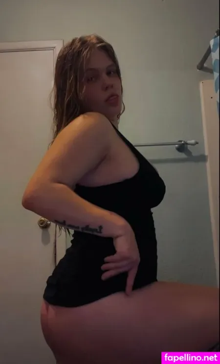 Mommakk33 OnlyFans Thumbnail #iaRnt3jZYG