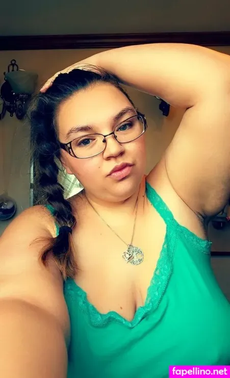 Mommapiggy1026 OnlyFans Thumbnail #ZUgq7ZmFUq