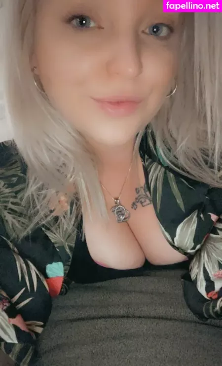 Mommithiccc OnlyFans Thumbnail #78w2XTZMx8