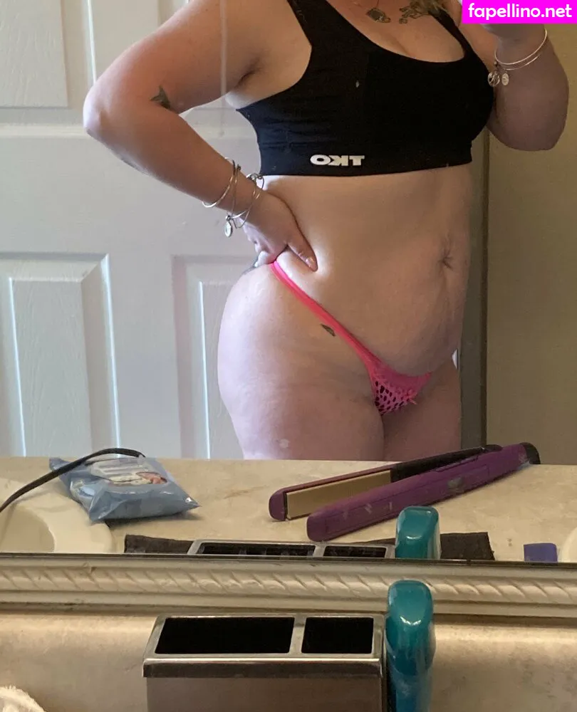 mommithiccc, officialmichellcc Nude Leaked OnlyFans Photo #IbzdBvFiXF