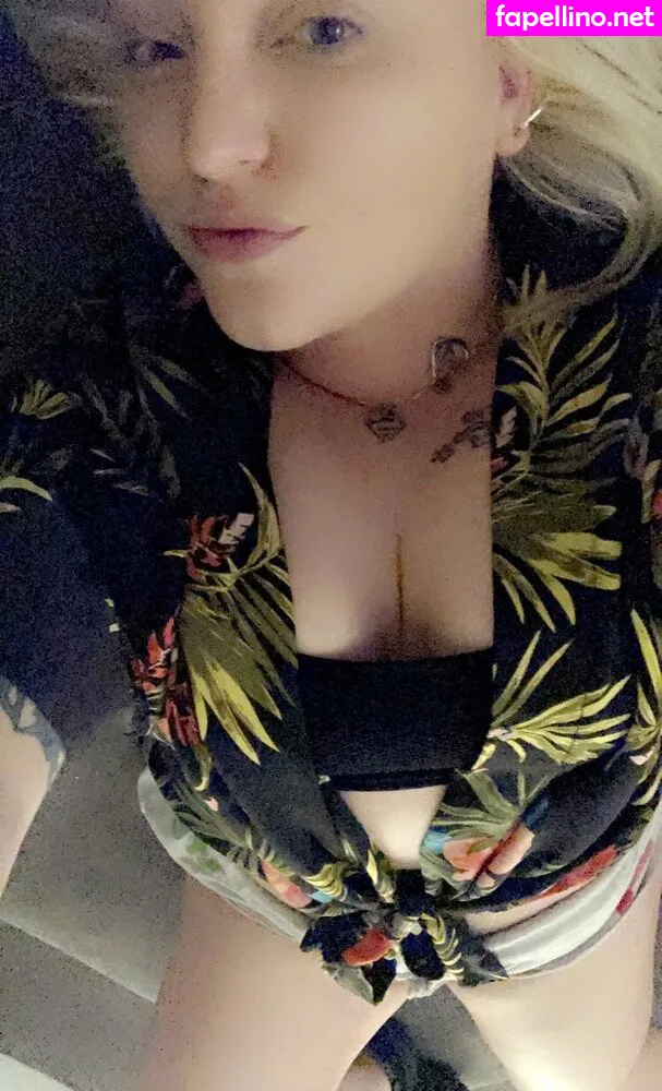 mommithiccc, officialmichellcc Nude Leaked OnlyFans Photo #SR3darUXyq