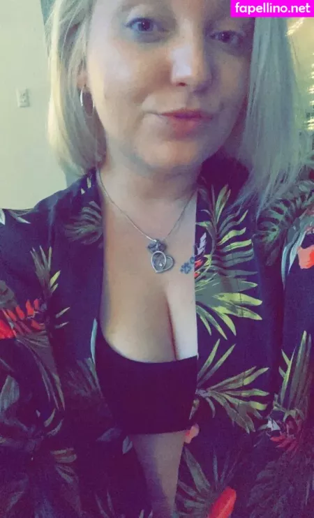 Mommithiccc OnlyFans Thumbnail #cHN9FV73mN