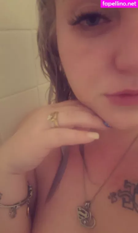 Mommithiccc OnlyFans Thumbnail #cfqkxqfkEy