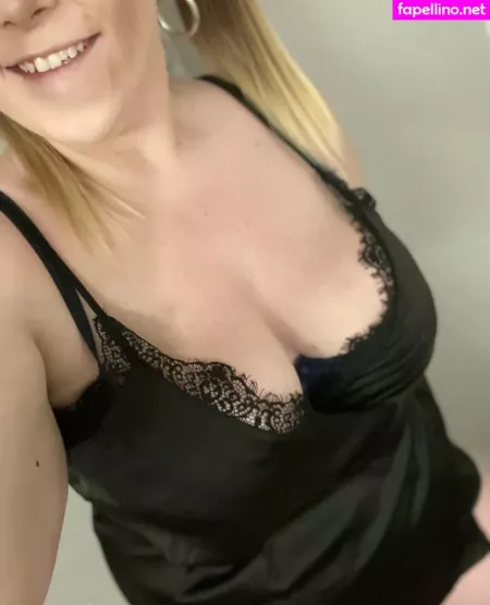 Mommmyyymilkersss OnlyFans Thumbnail #g8vAWcquGA