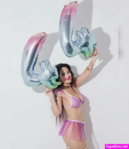 Mommy Goddess Julia OnlyFans Thumbnail #qSxeXKJUhI