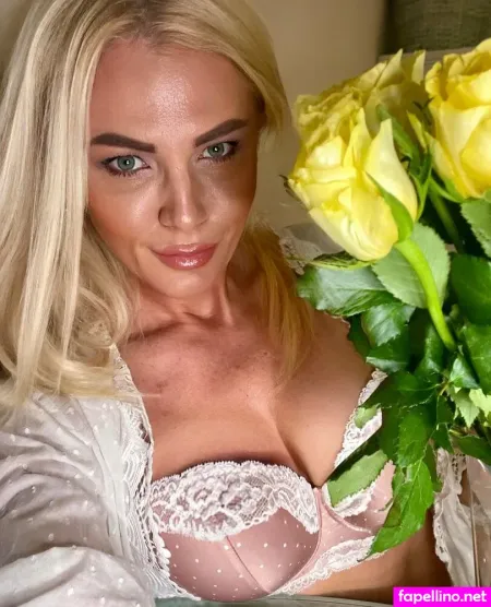 Mommy Goddess OnlyFans Thumbnail #XzwBpG6Env