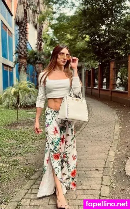 Mommy Lola OnlyFans Thumbnail #NLwkLzDykW