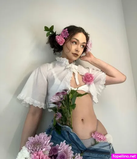Mommy Mew OnlyFans Thumbnail #k9RhJWOuFd