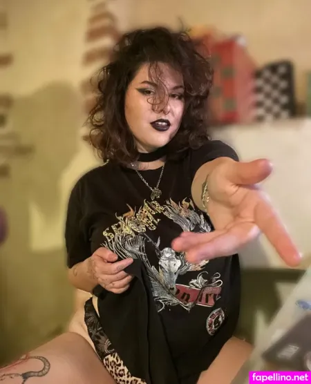 Mommy Minerva OnlyFans Thumbnail #4i1vdSSJEM