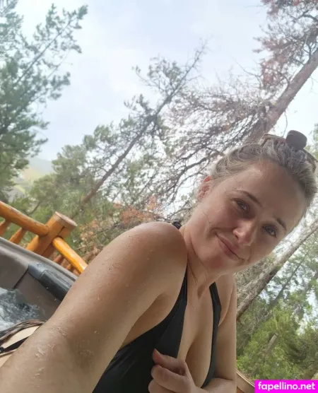 Mommy Noelle OnlyFans Thumbnail #3PdLg7aCLE