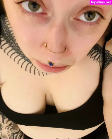 Mommyglutton OnlyFans Thumbnail #3wXx5cbOvV
