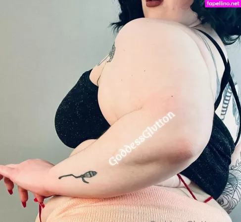 Mommyglutton OnlyFans Thumbnail #PblkaZvdFM