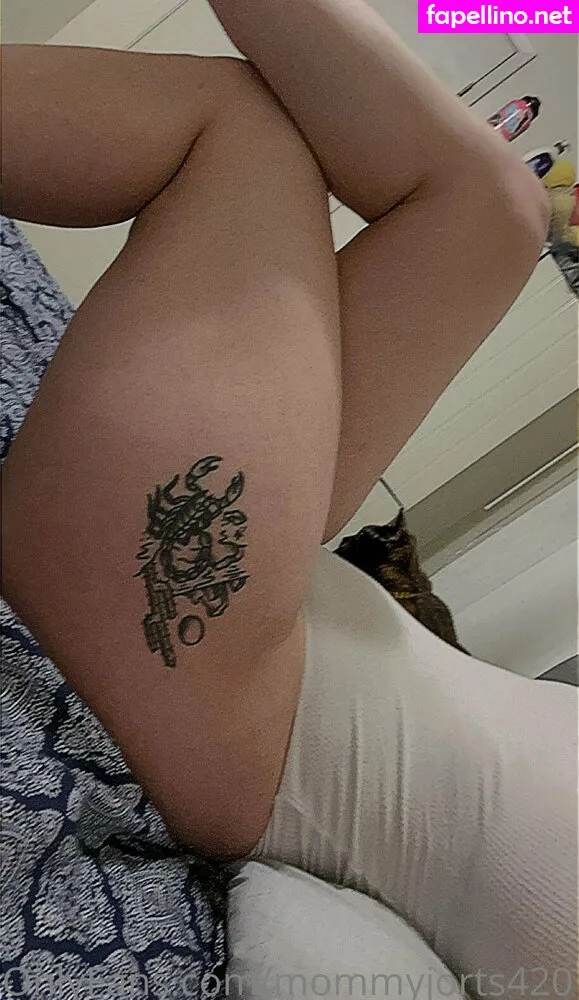 mommyclapper69420, mommyjorts420 Nude Leaked OnlyFans Photo #N3TlapUTv3