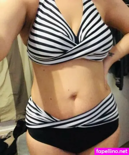 Mommykelly89 OnlyFans Thumbnail #bR4Ymr1eWq