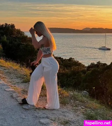 Mommymewtwo OnlyFans Thumbnail #jU6Eyb1QOc