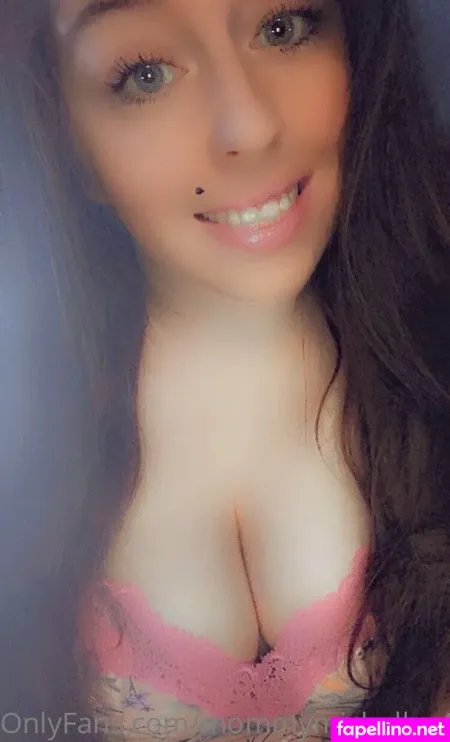 Mommymichelle 420 OnlyFans Thumbnail #3iWQZtvdbv