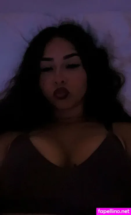 Mommysapphiree OnlyFans Thumbnail #XyjjEpAYL9