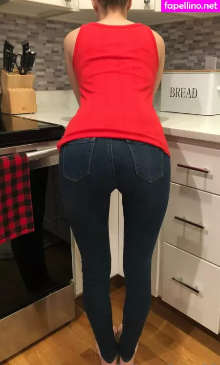 Momnextdoor33 OnlyFans Thumbnail #HGqhdvZGZd